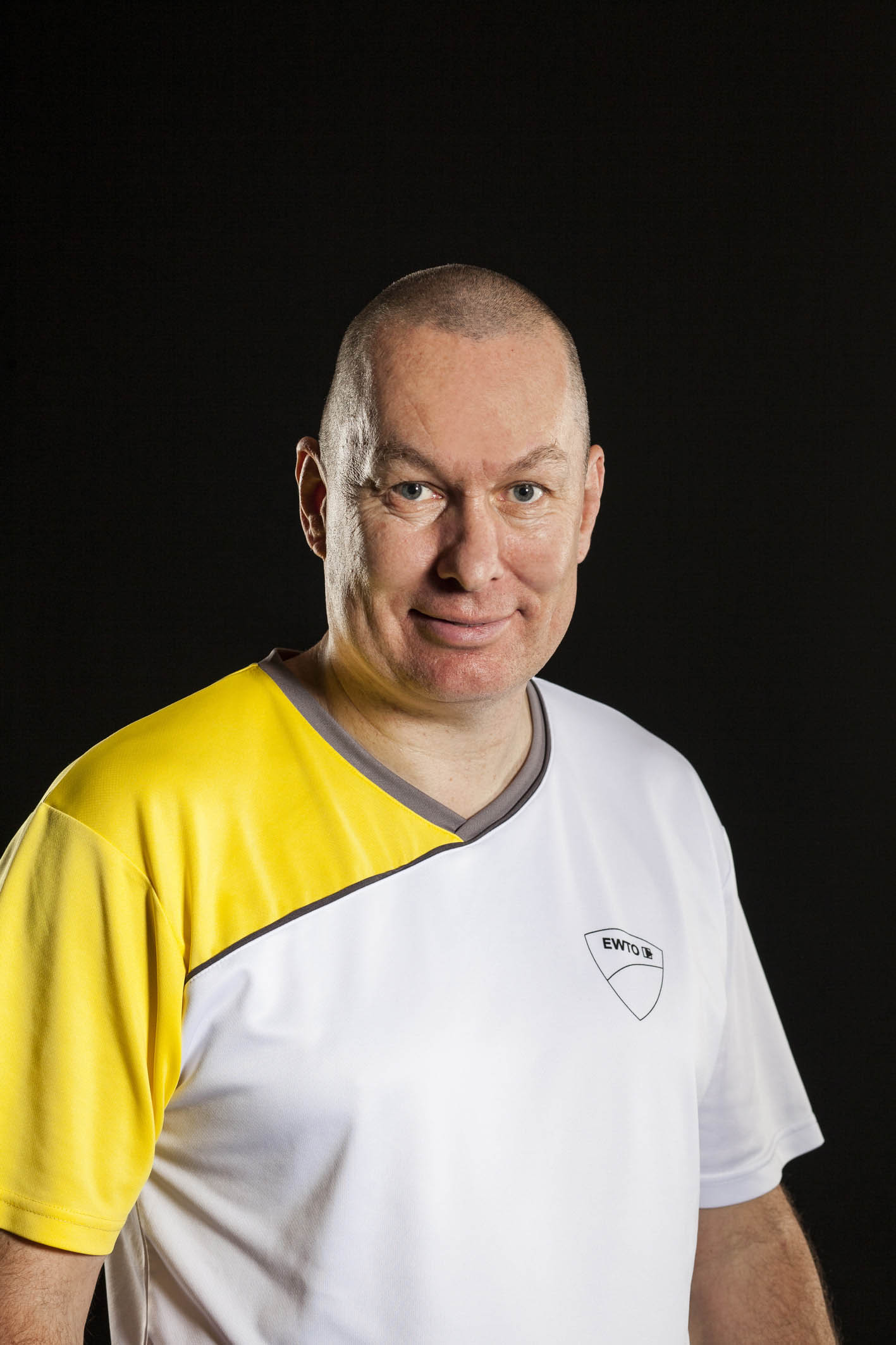 GM Dr. Oliver König 9. Großmeistergrad WingTsun 5. Meistergrad h.c. Escrima Landestrainer Österreich, Slowakische Republik, Tschech. Republik